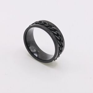 Black Chain Spinner Ring